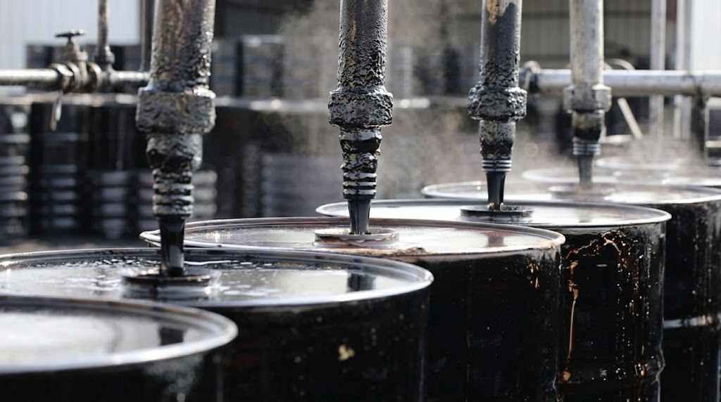 Bitumen in New Steel Drums